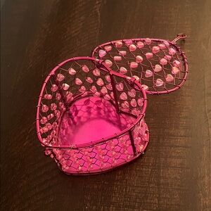 Pink Heart-Shaped Wire y2k Jewelry Box